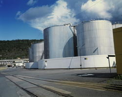 Oljedepot oljetanker