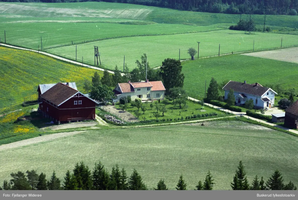 Søndre Sørum gård, Hole kommune
1961