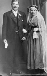 Portrett, bilde av brudeparet Marie og Hans Brandli, atelier