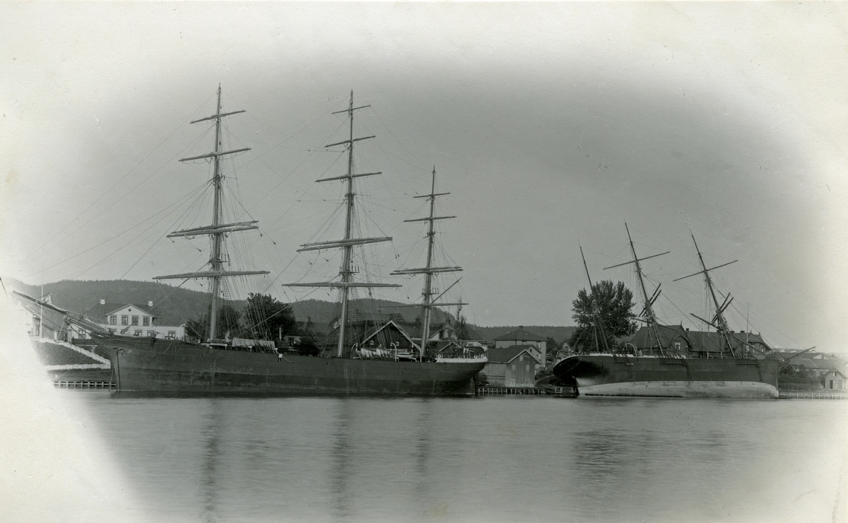 Sk. 'Norge' (b. 1874, Stockton) og Bk 'Leif' (b.1879, Avondale, Nova Scotia), i Porsgrunn.