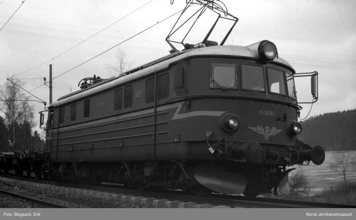 Elektrisk lokomotiv El 11 nr. 2093 ved Kolbotn