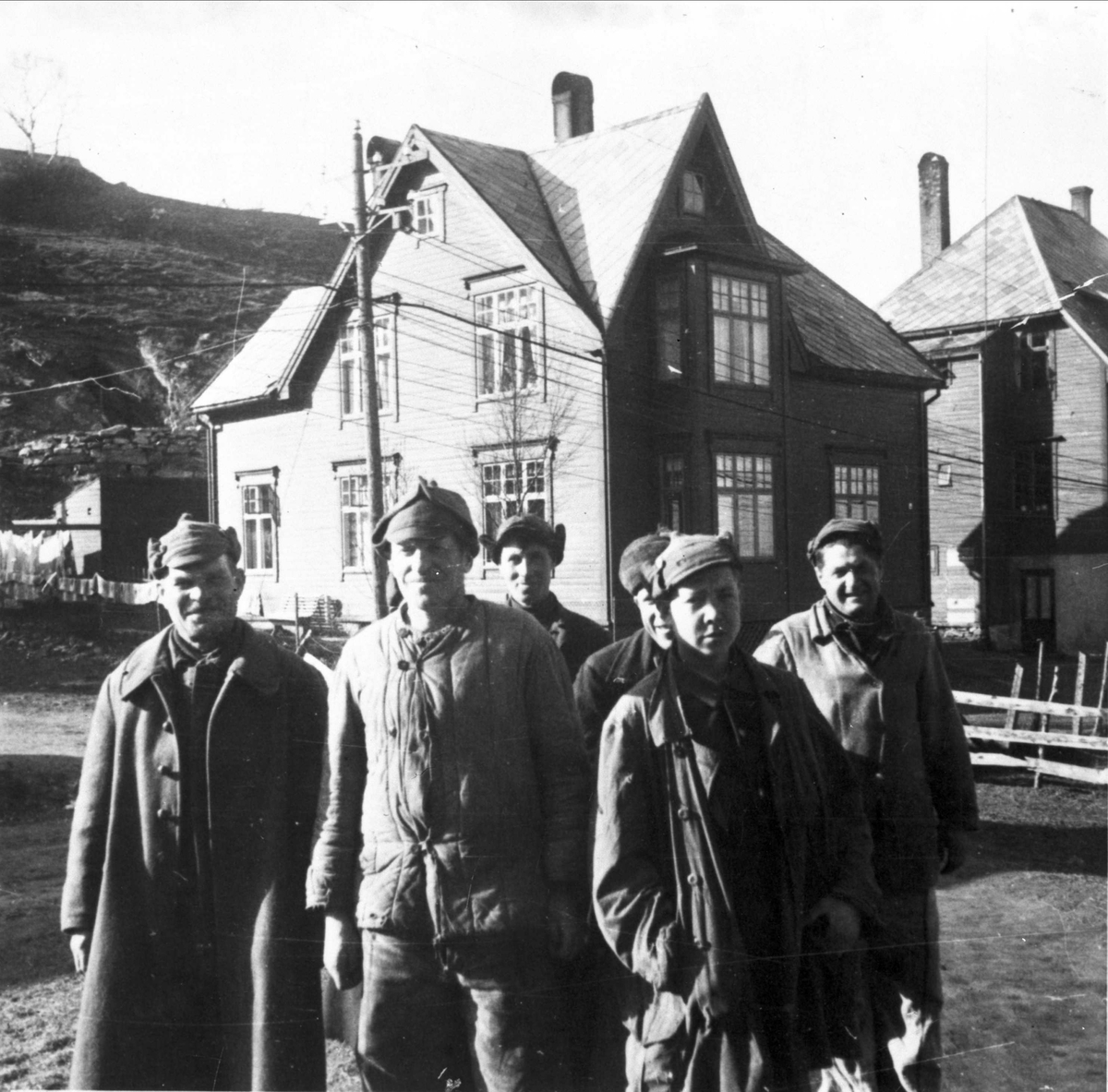 Løslatte sovjetiske krigsfanger i St. Olavs gate.