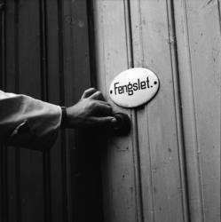 Vardens arkiv. "Fengselsreportasje"  02.09.1953