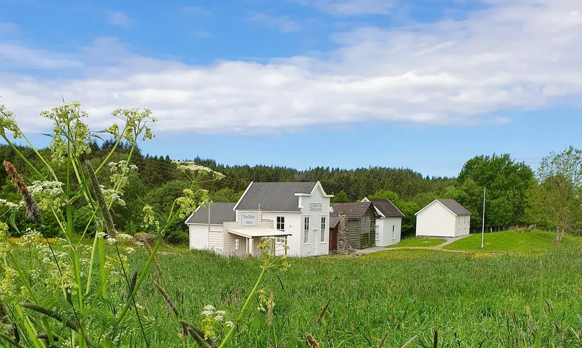 Sommer på Utvandringssenteret, Prærielandsbyen