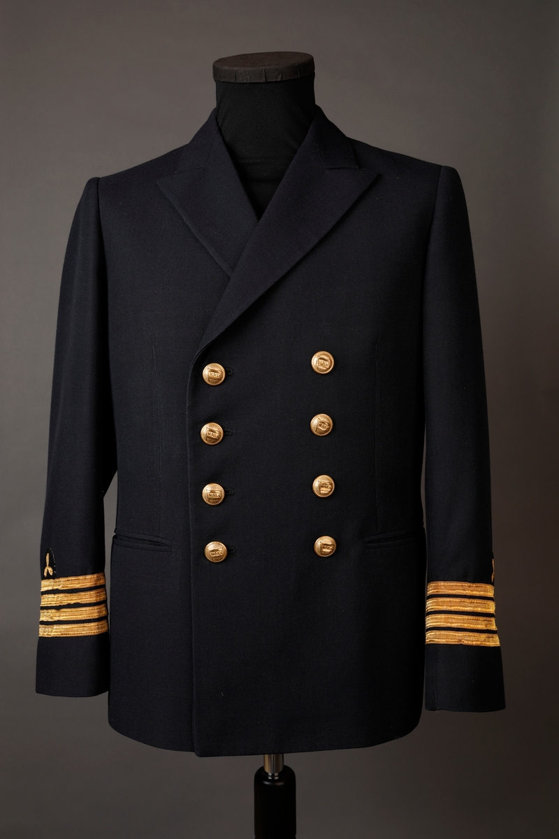 Uniform, Maskinsjef. Den norske Amerikalinje, bestående av jakke, bukse, lue, sko.