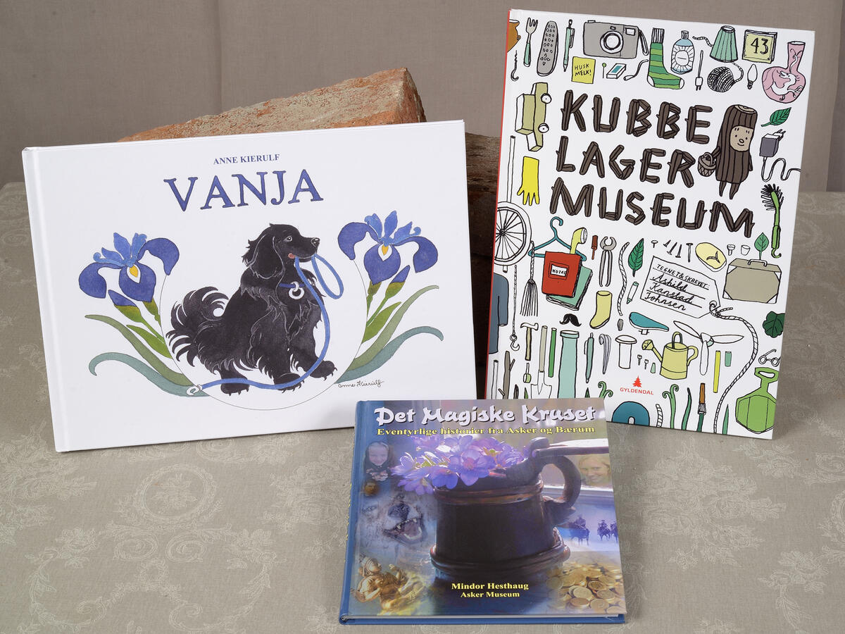 Fine barnebøker! Det magiske kruset kr. 100,- Vanja kr. 200,-  Kubbe lager museum kr. 200,- (Foto/Photo)