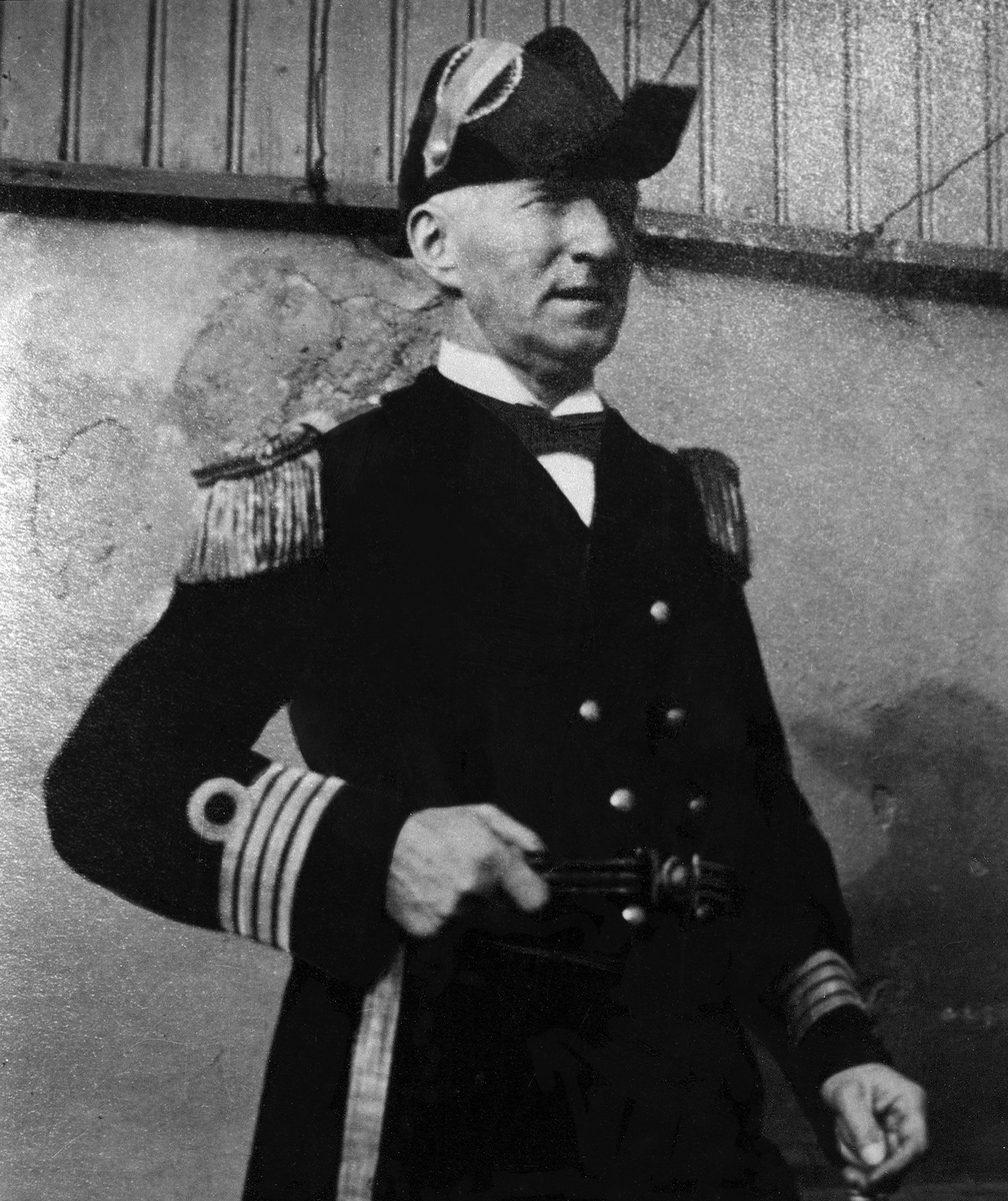 Motiv: Anderssen, Andreas. KK. Halvfigur - Sjef for torpedobatteriet på Oscarsborg festning 9. april 1940.