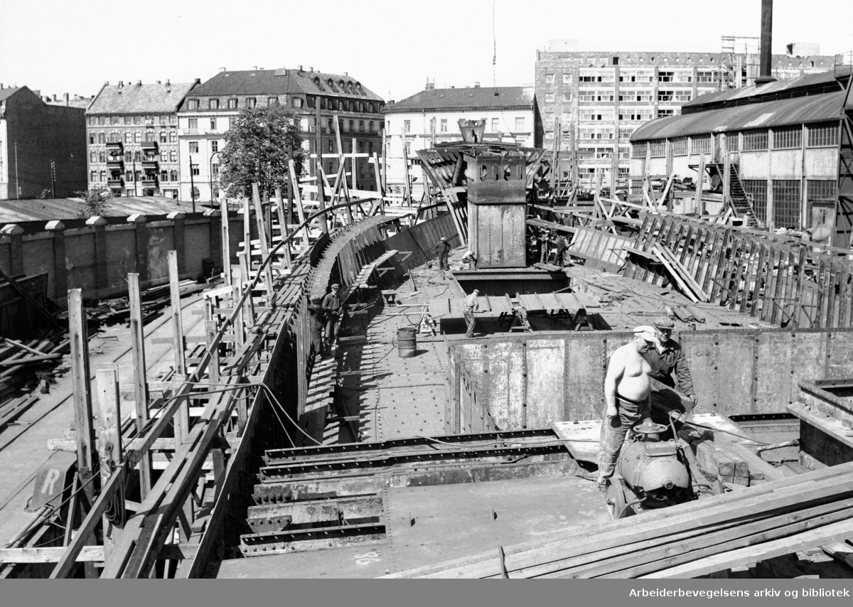 Skipsbygging ved Akers mekaniske verksted, mai 1948.
