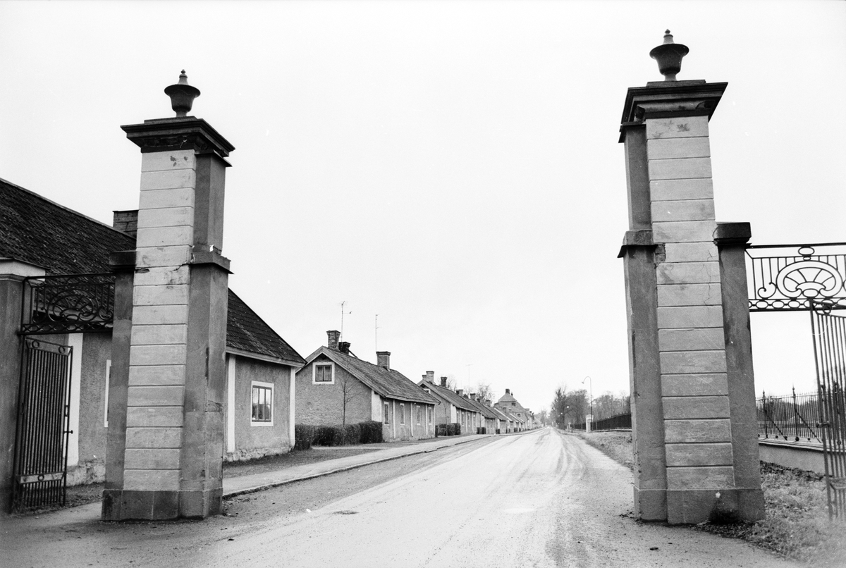 Grindstolpar, Lövstabruk, Österlövsta socken, Uppland, 1972