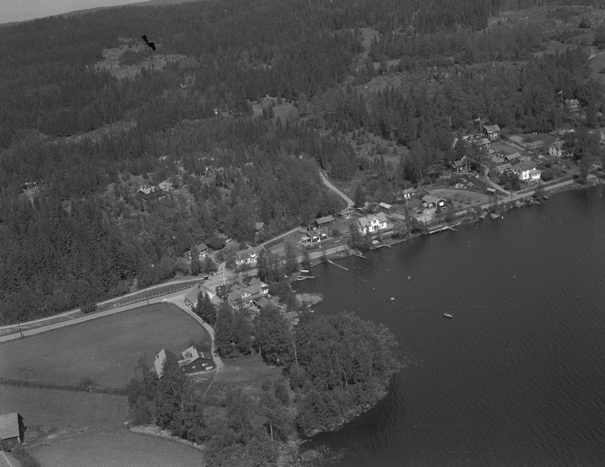 Flygfoto över Bunn i Jönköpings kommun. Nr 965/1965