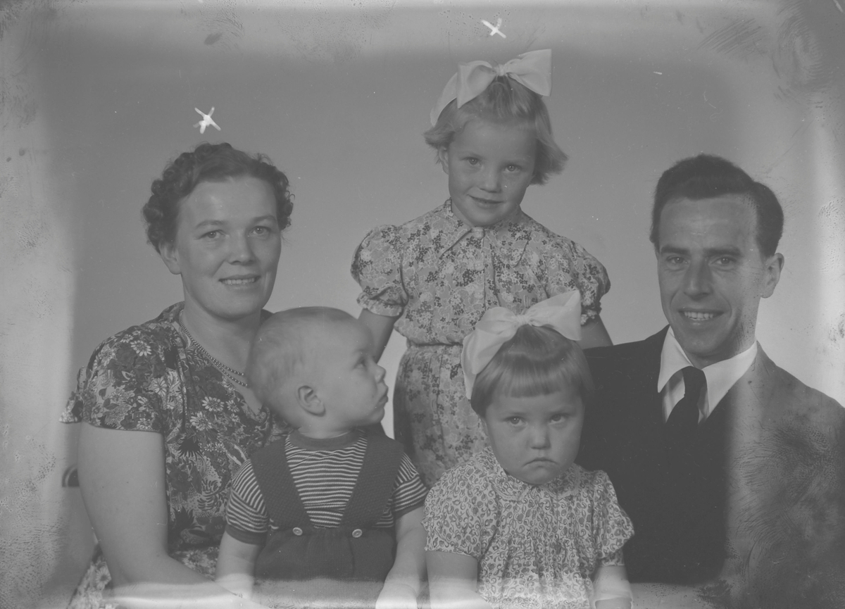 John Aakvik med familie
