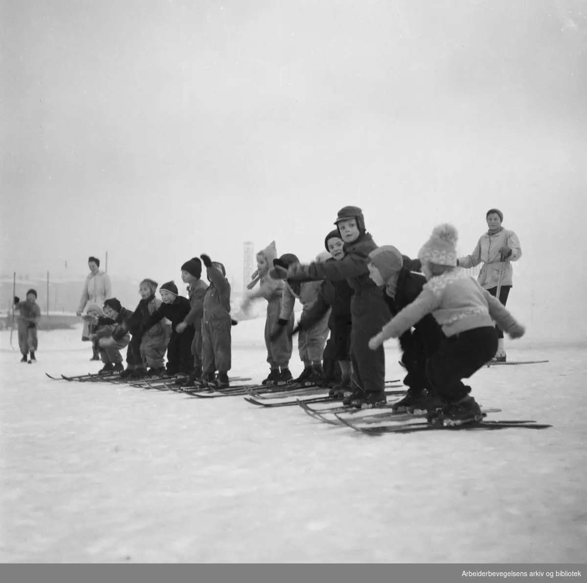 Framfylkingen. Oslo Framkrets skiskole i Torshovdalen 13 til 17 januar 1950.