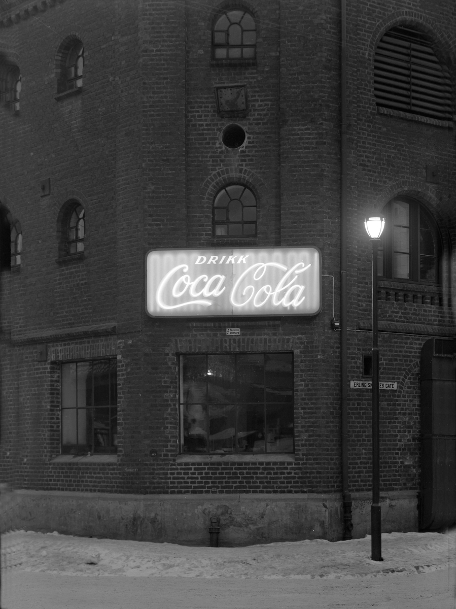 E.C. Dahls Bryggeri med reklame for Coca Cola