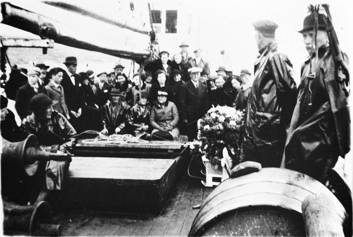 Begravelsen til Johan O. Sundli, Bjugnholmen