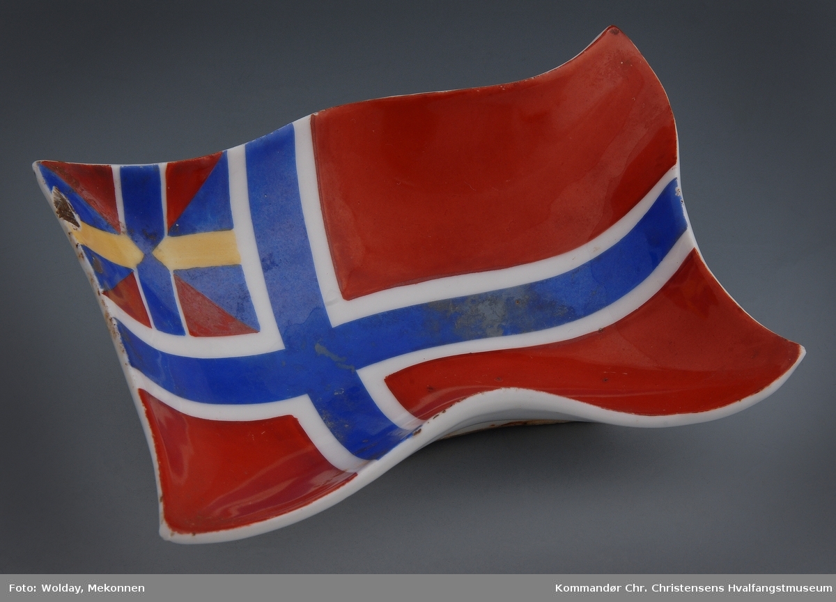 Formet som norsk flagg med unionsmerke
