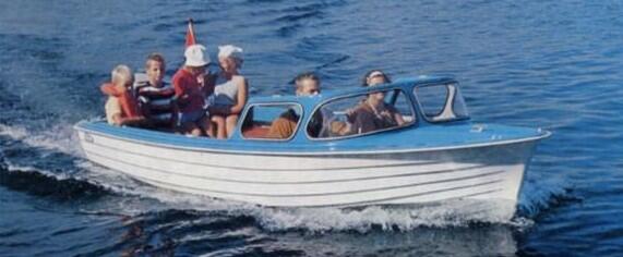 «Velg kvalitet! Velg en Herwa-båt, da er De sikker …», sto det på en reklamebrosjyre for familiebåten herwa 15 fot på 1960-1970tallet. Foto: Herbert Waarum/Vest-Agder-museet (Foto/Photo)