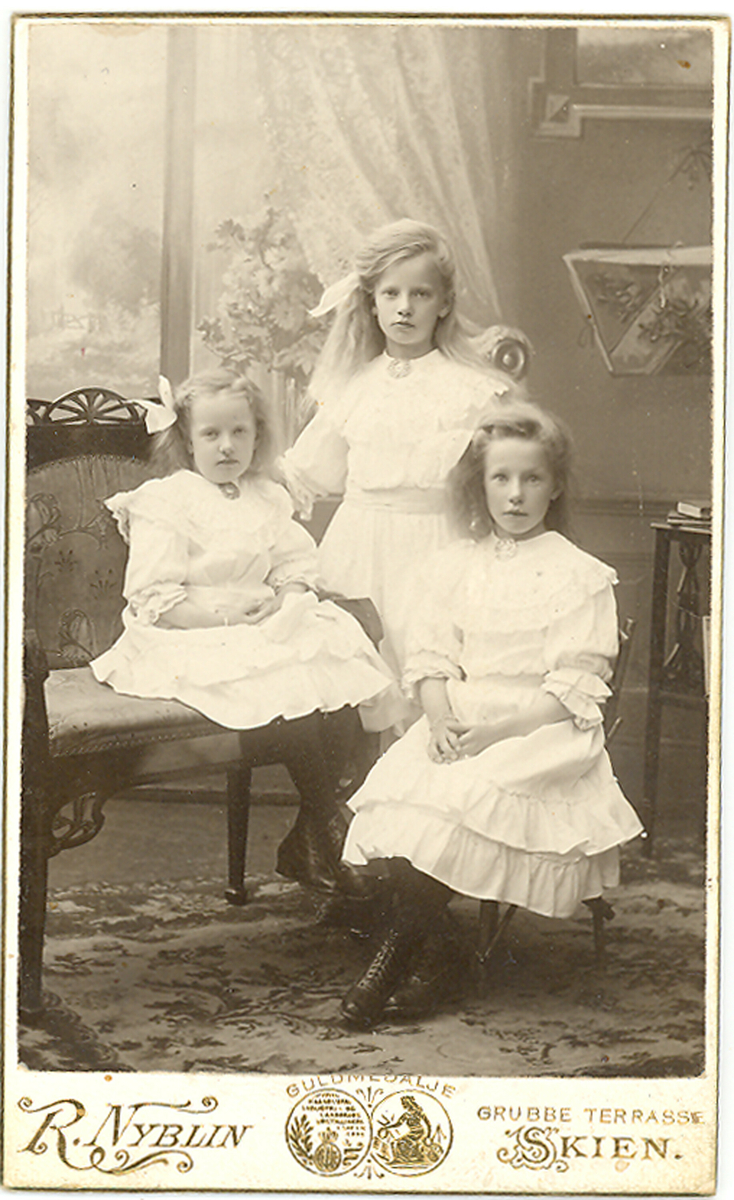 Søstrene Borghild, Åshild og Ingebjørg Sannes