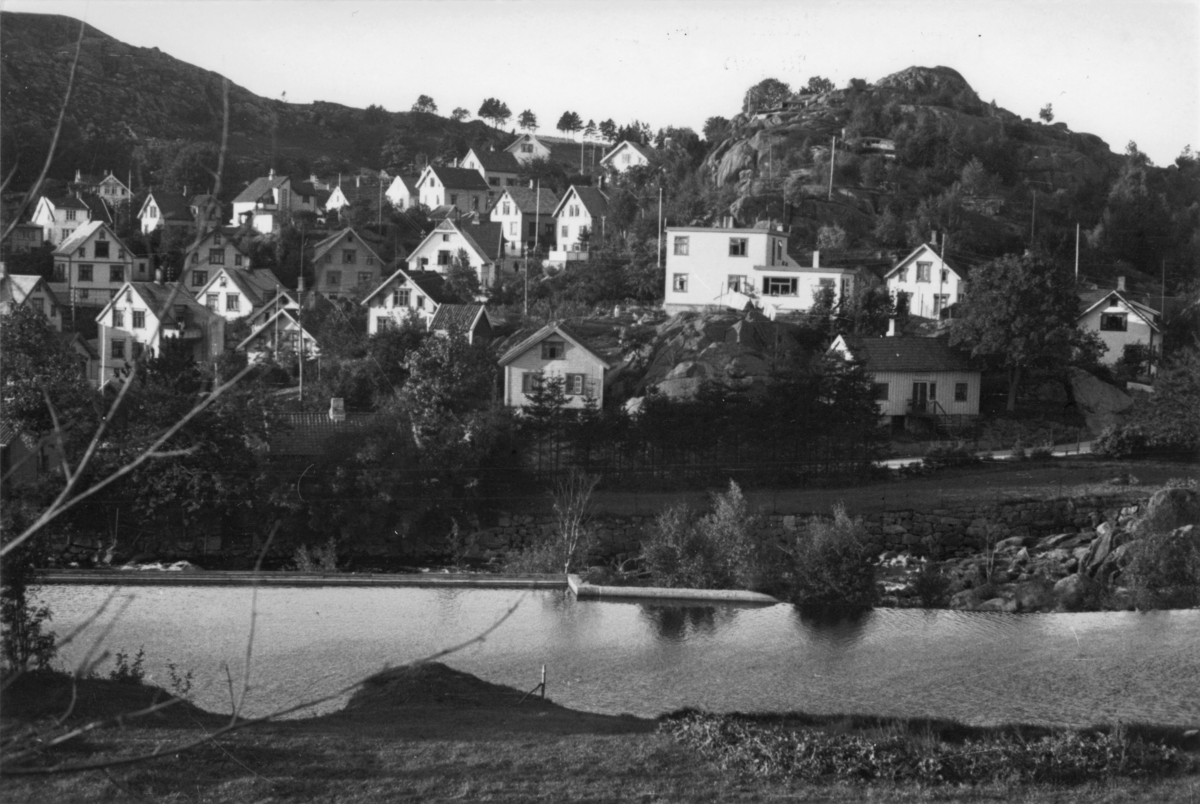Damsgård sett fra Sandbakken. Egersund, 26. september 1941.