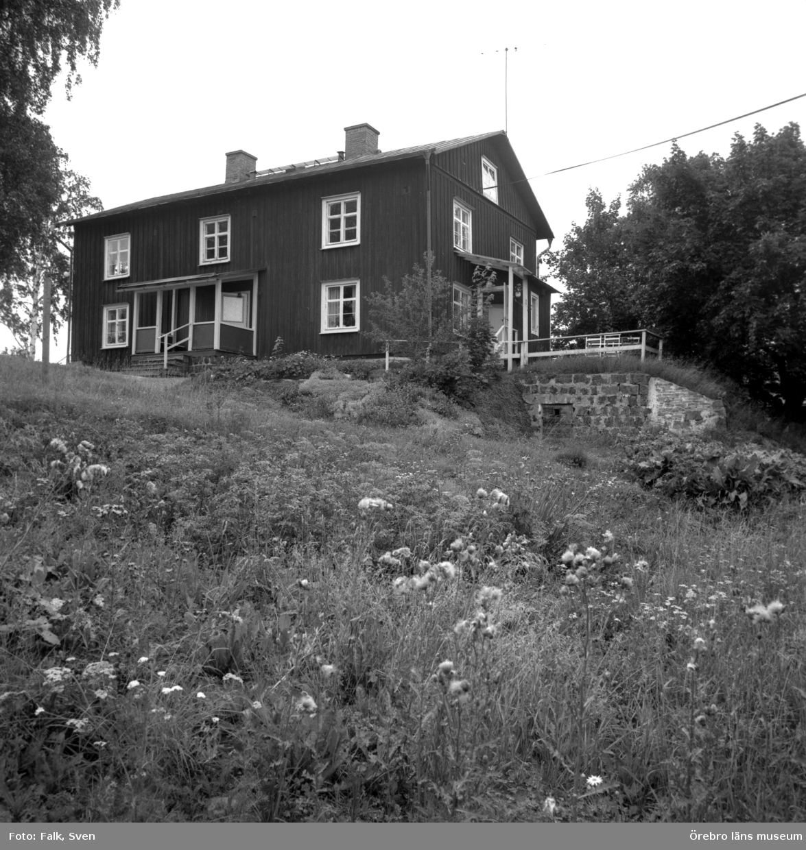 Boforsinventeringen, arbetarbostäder. Gråbo, Korpkullen.
Hus 1003, från sydost.