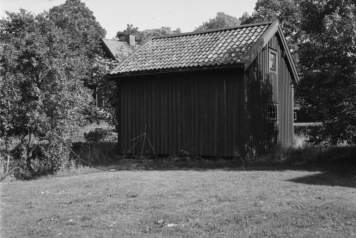 Transformatorbyggnad, Prästgården 1:1, Vaksala socken, Uppland 1982