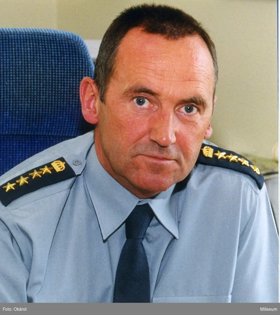 Thore Bäckman, Regementschef, I 12.
