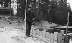 Skogsarbeideren og tømmerfløteren Johan Mellum, fotografert 