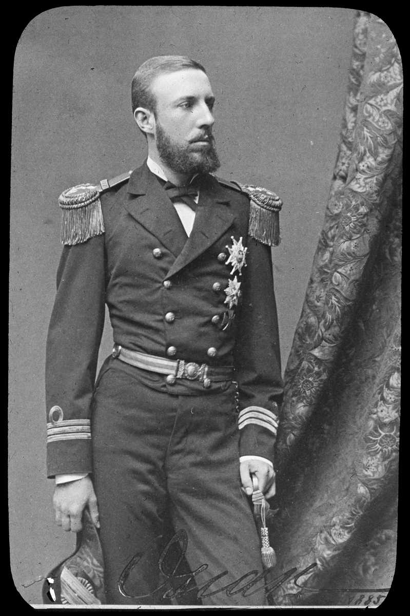 Prins. Greve av Wisborg från 1892. Hertig av Gotland 1859-1888.