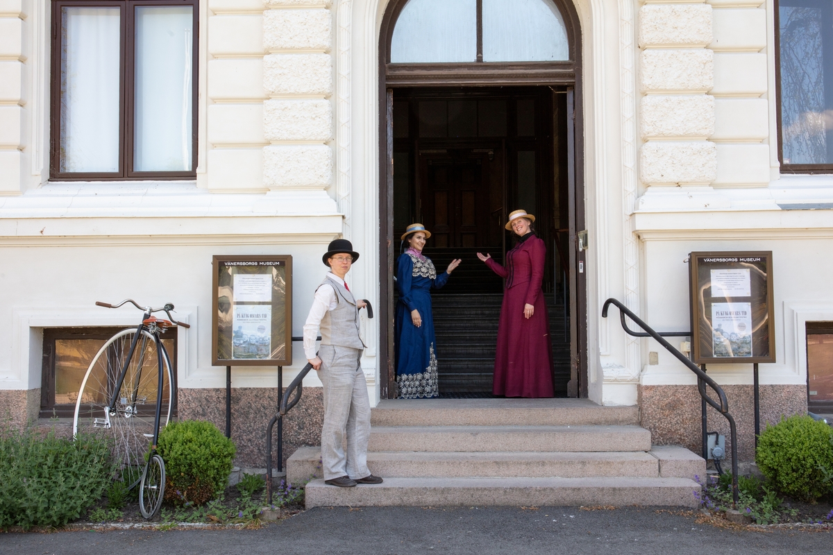 Vänersborgs museums personal hälsar välkommen