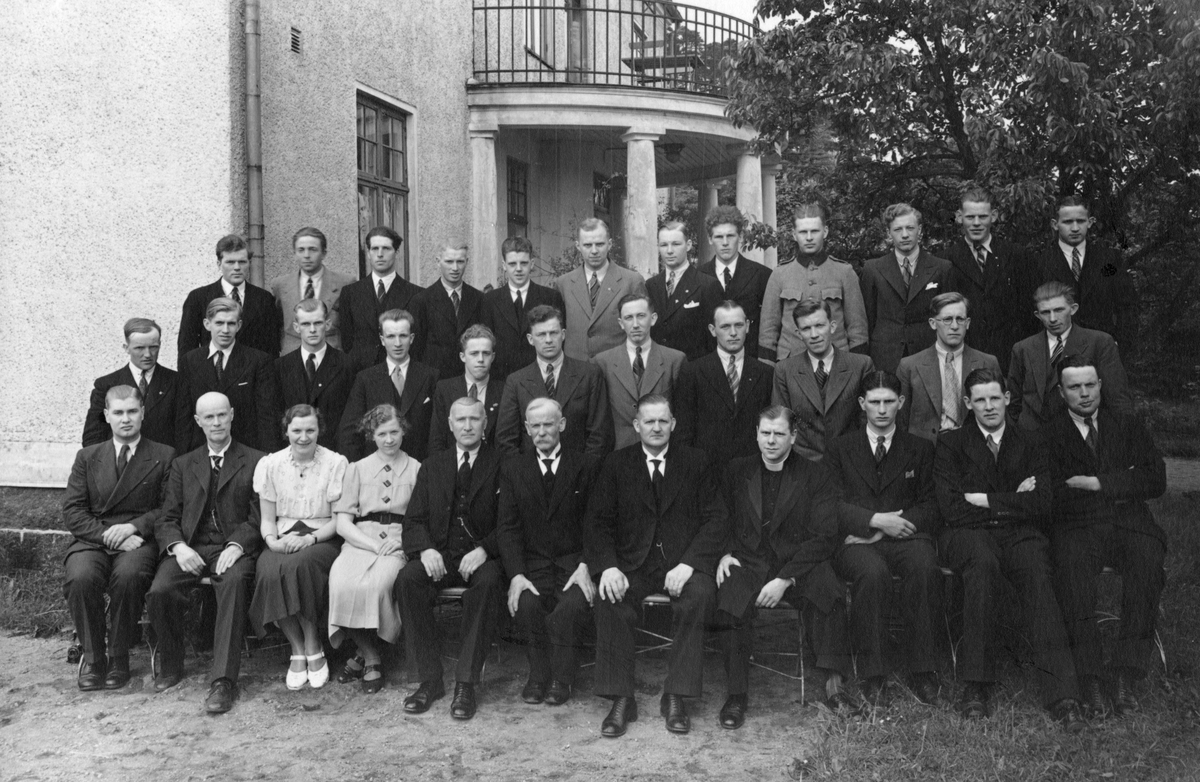 En grupp personer från Föreningen Soldathemmet i Borås. Från första årsmötet år 1939 - 1940.