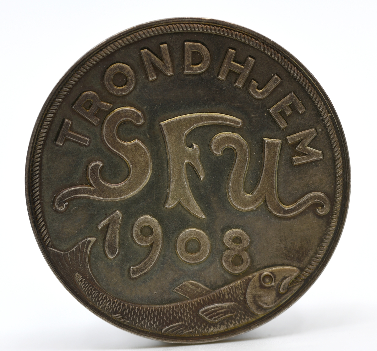 Sølv- og bronsemedalje fra Den skandinaviske fiskeriutstilling i Trondhjem 1908.