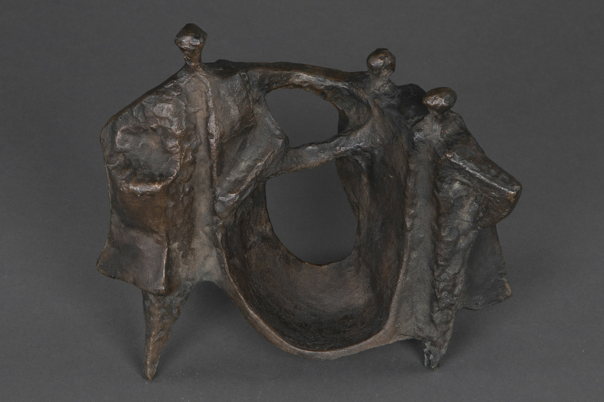 Tradisjon [Bronseskulptur]
