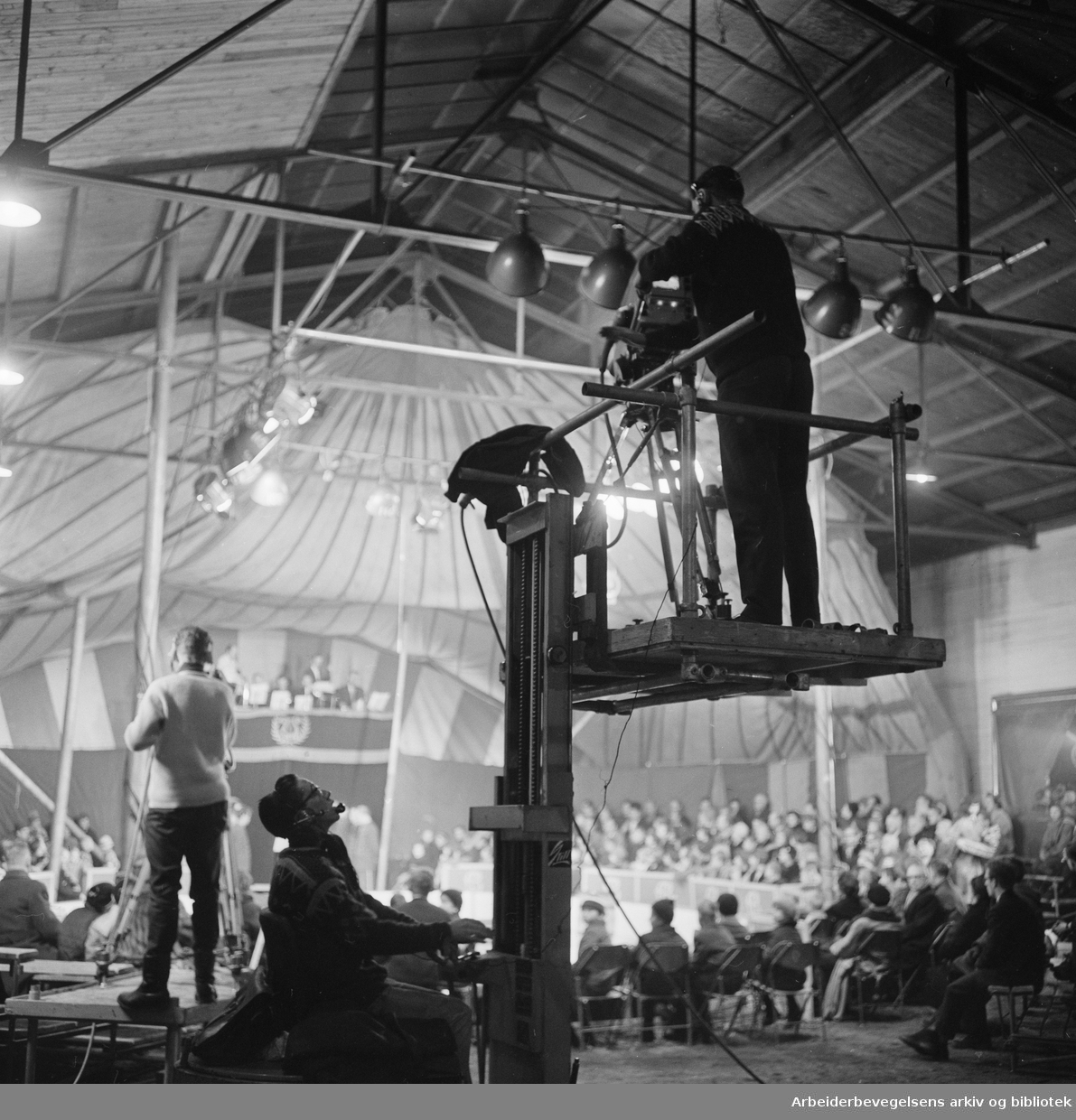 Cirkus Bernardo. Innspilling av tv-sirkus fra Oslo Ridehus på Skøyen. Januar 1962.