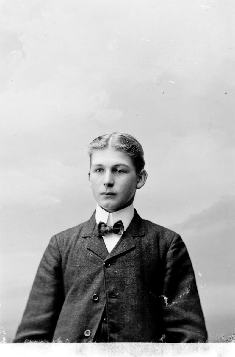 Gustaf Dahlberg; Ingår i porträttsamlingen från Knut Wallins ateljé.