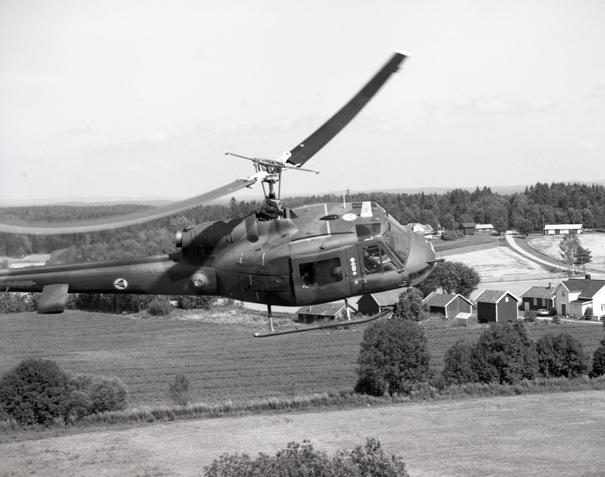 Bell UH-1B.