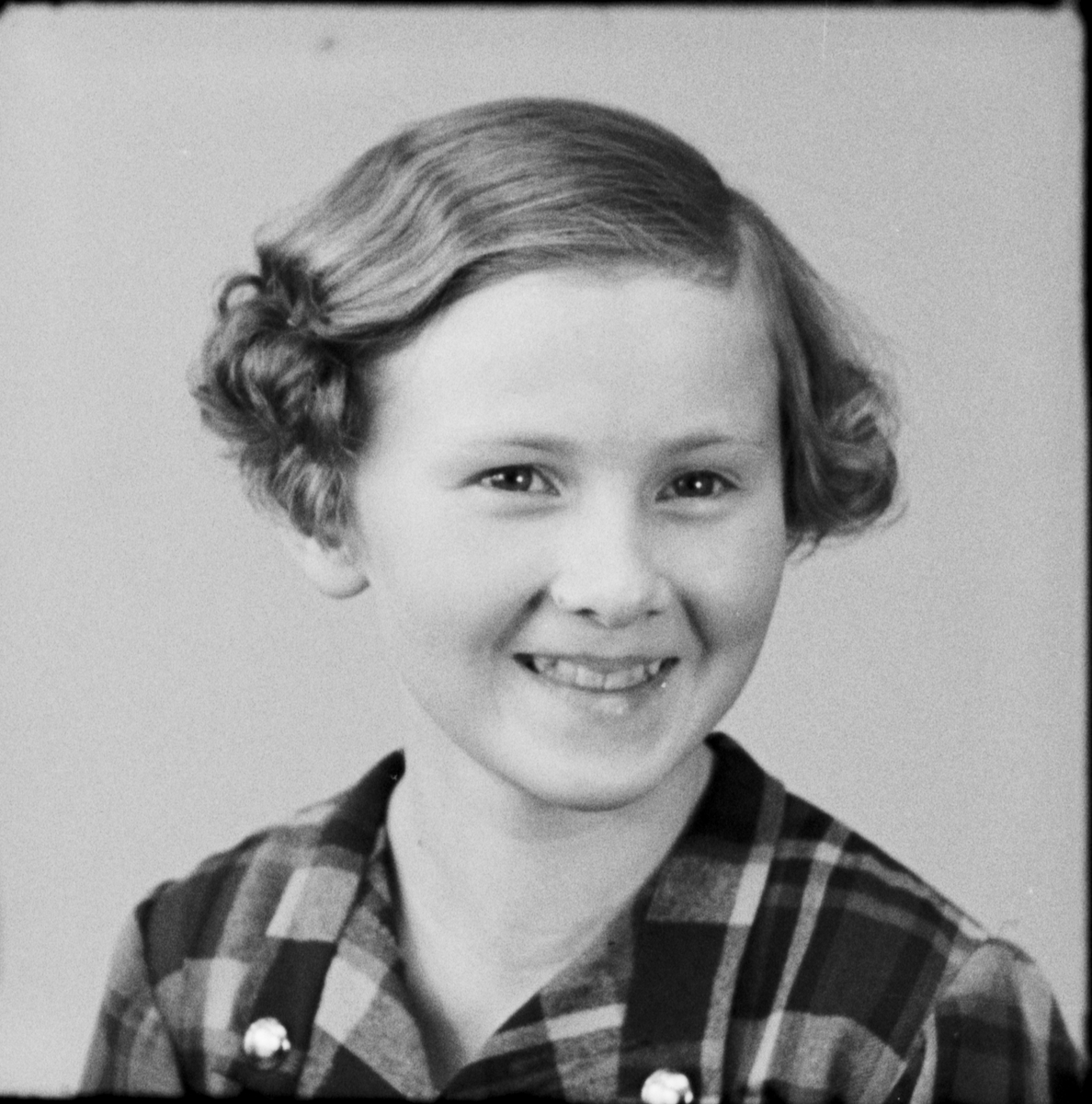 Ulla Nelander från Harg socken, Uppland, 1937