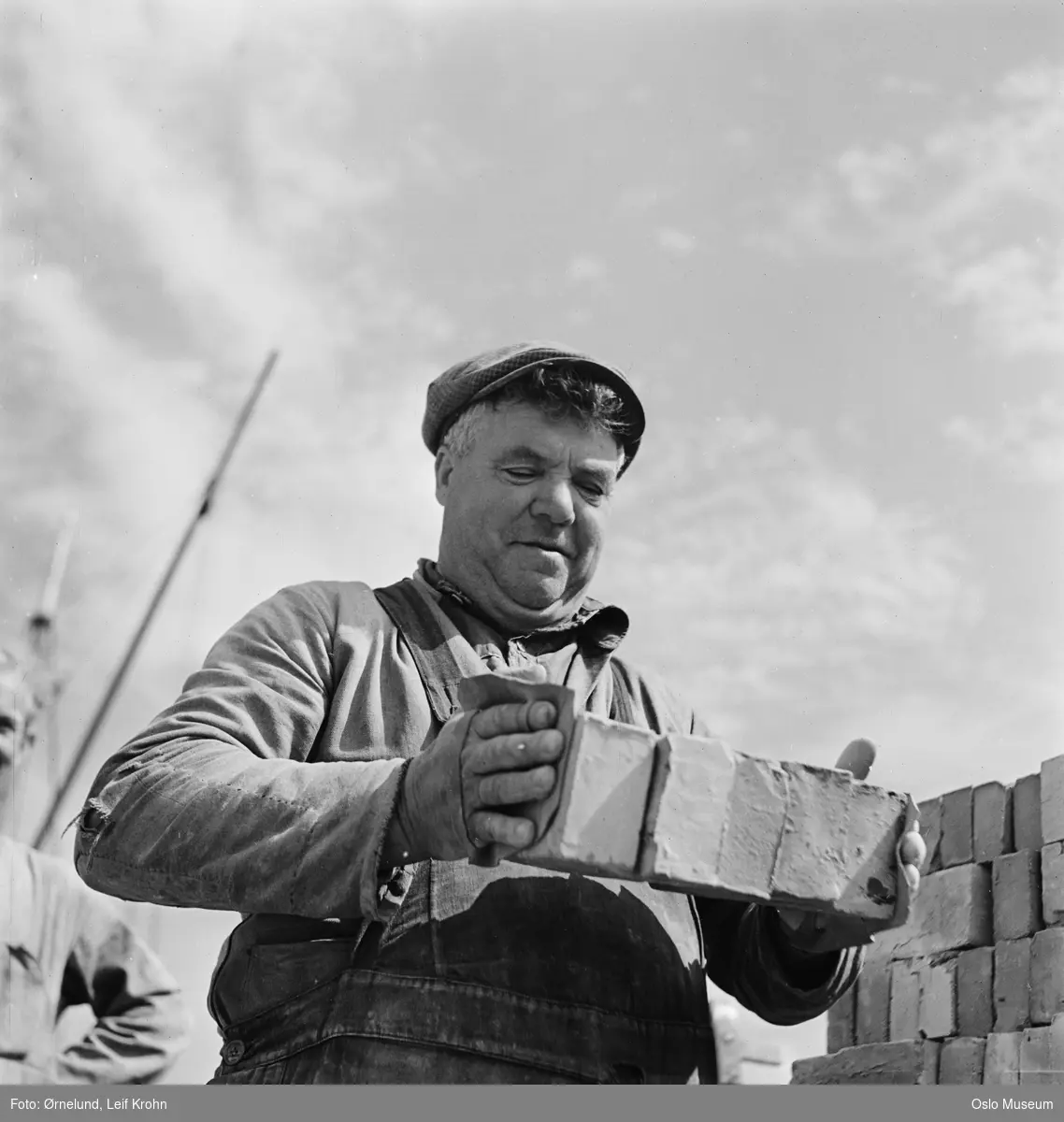 havn, mann, havnearbeider, lossing av belgisk mursten