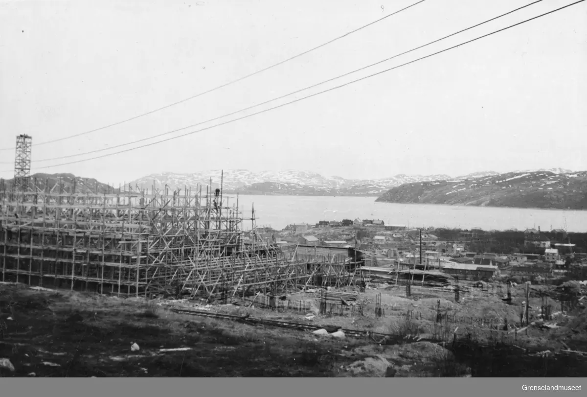 Stillaser for det nye verkstedet, Kirkenes 4. juni 1947.