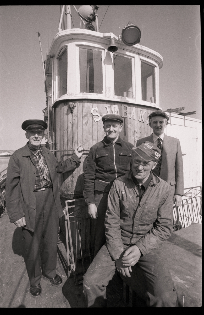 Fire brødre ombord i fiskebåten M/K "Sjøbakk".