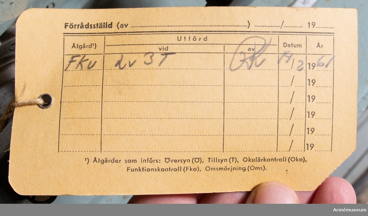 Centralinstrument m/1950.
Med centralsikte/avståndsmätare m/1946 (4-meters) Nr 515. Mil.reg.nr: 126354.