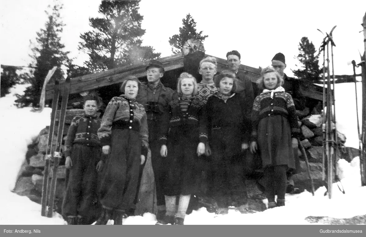 Tur til Kummehytta ca. 1945