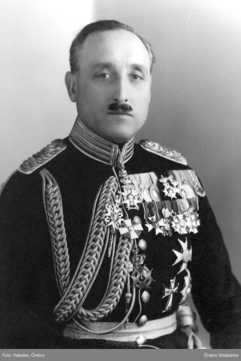 Militär

Generalmajor Hugo Cederschiöld
