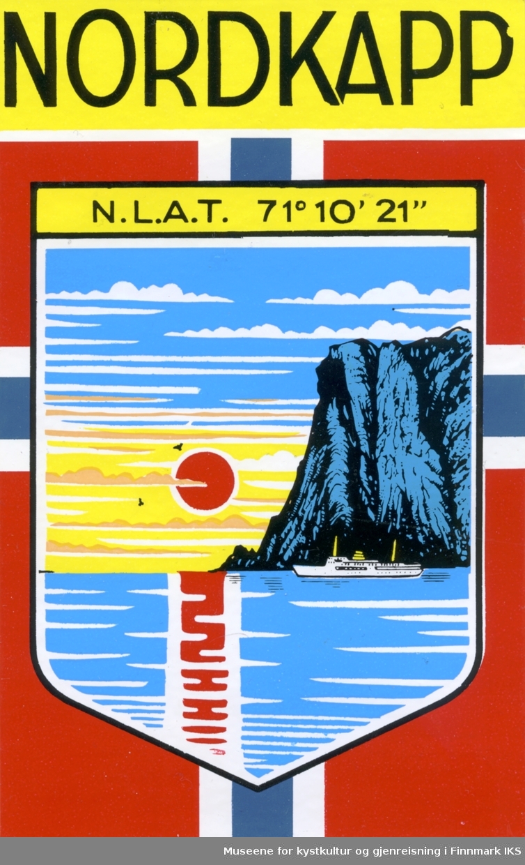 Stilistisk tegning av Nordkapp-klippen, midnattsol og et passasjerskip.