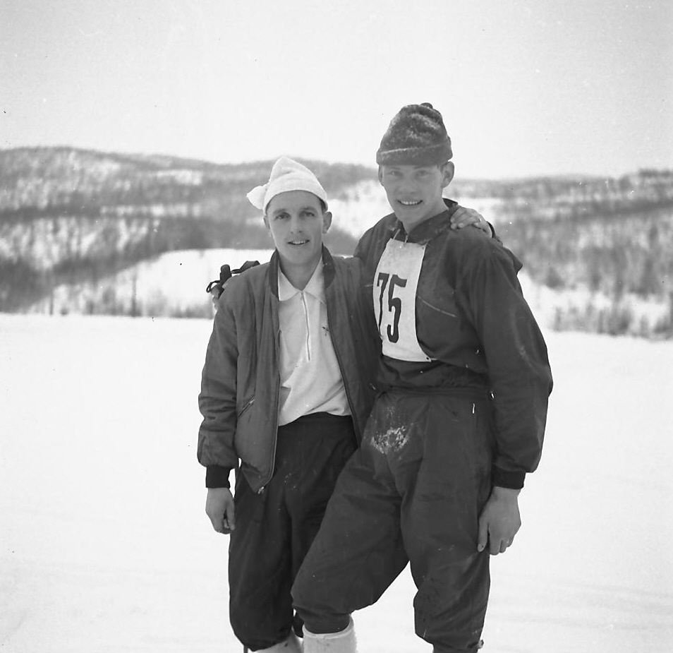 To skiløpere