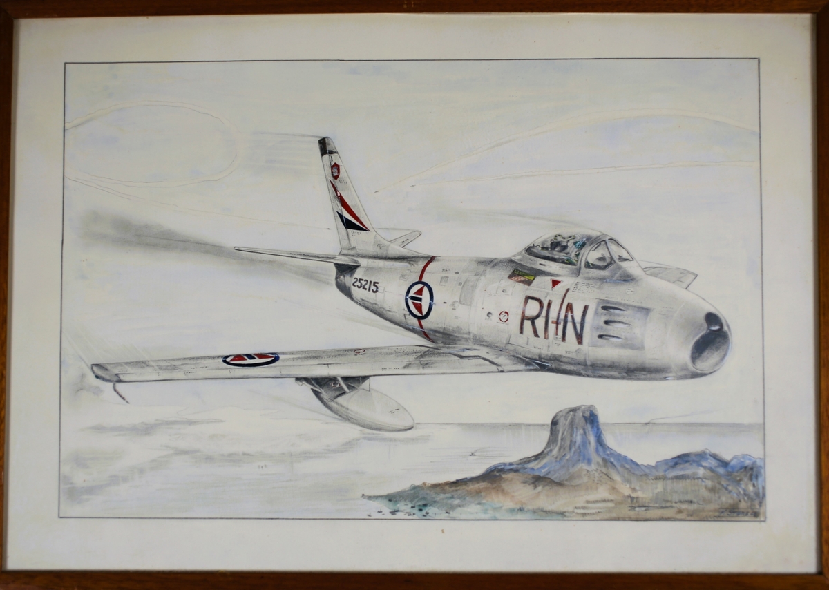F-86K fly med norske nasjonalitetsmerker. Reg nr RI N.
