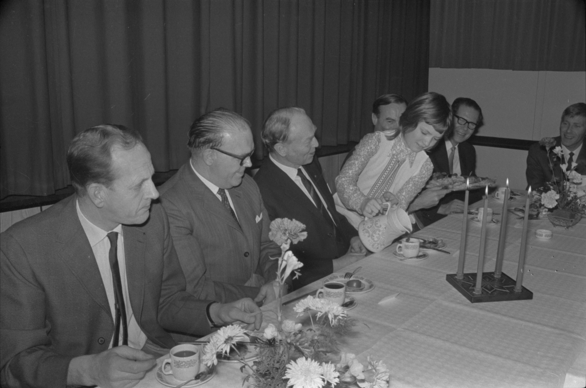 Innvielse av Hellvik skole, 15. desember 1971.