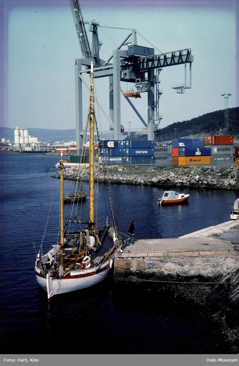 havn, kran, containere, Colin Archer-skøyte