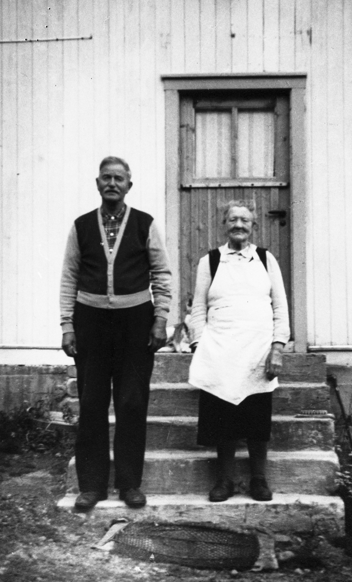 Frå venstre: Anders A. Østrem d.e. og Dorthe Østrem