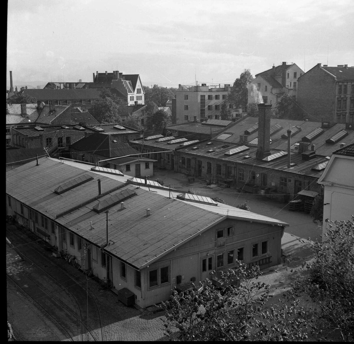 Homansby vognhall remise og verksted fotografert i 1953.