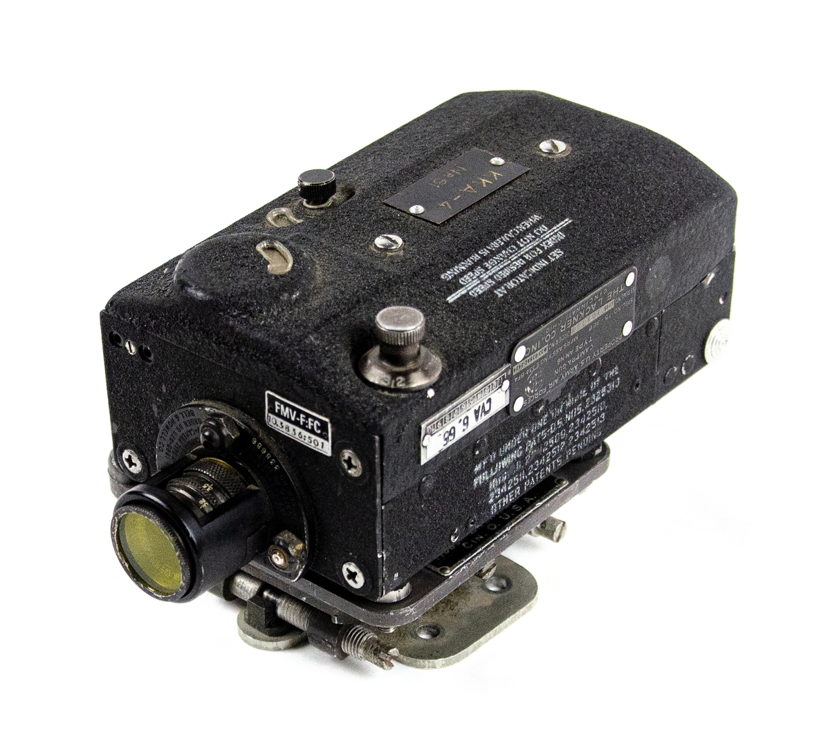 Kulsprutekamera KKA-4. Svart låda av metall och glas, med fäste. Tillverkad av The Lackner Company Inc. Cincinnati, Ohio, USA.