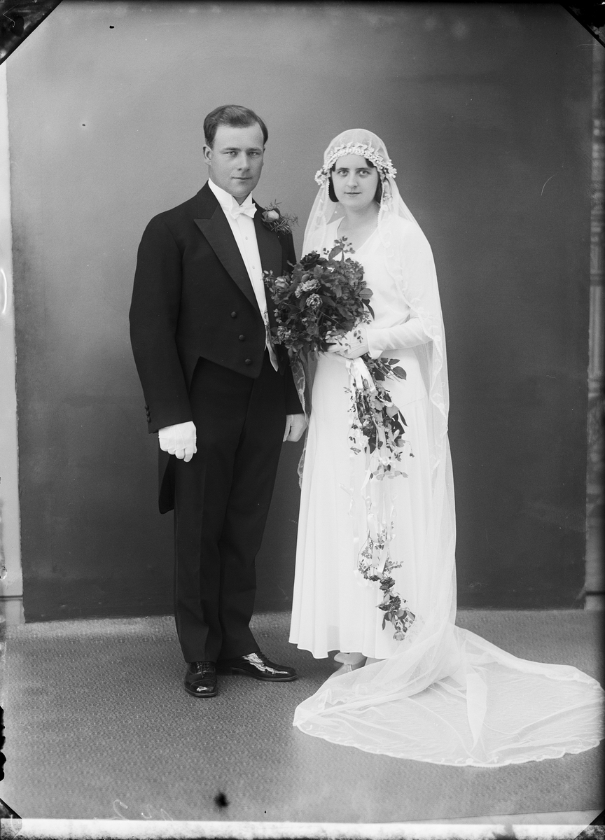 Brudparet Andersson från Hjortnäs, Leksand, Dalarna 1931